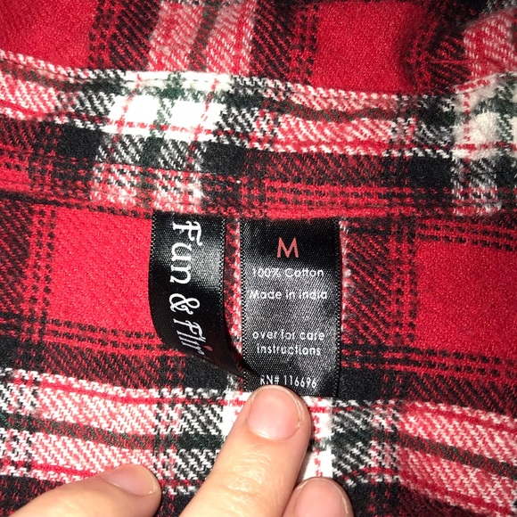 Red flannel - Picture 2 of 2